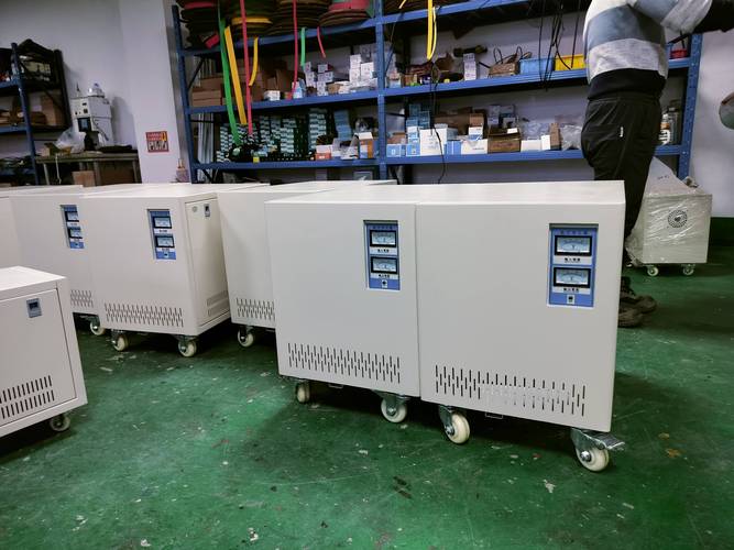 请问什么是额定电压和额定电流? 请问什么是额定电压和额定电流?