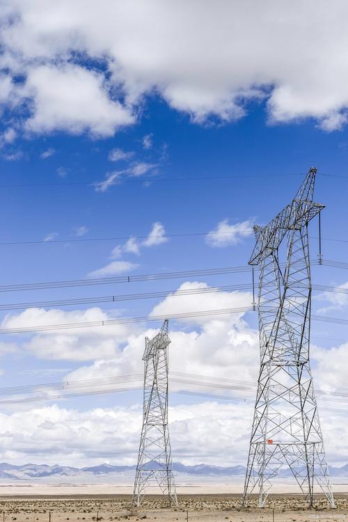 市电和发电机自动转换配接线路图 市电和发电机自动转换配接线路图