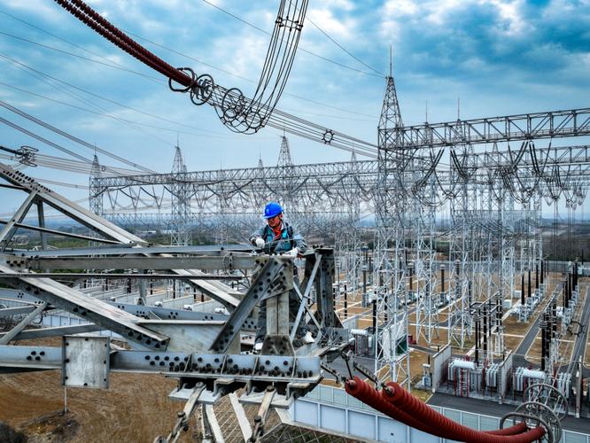 “专精特新”气体绝缘输电线路小巨人 “专精特新”气体绝缘输电线路小巨人